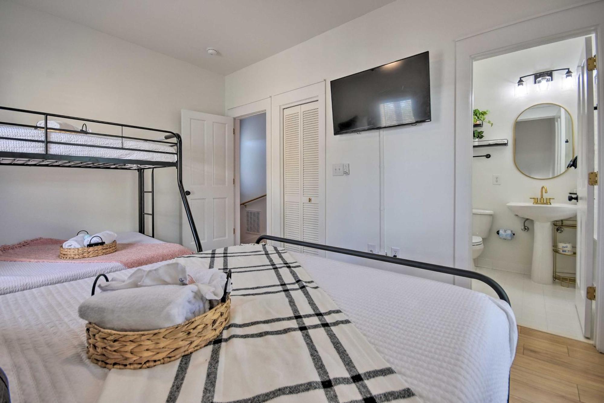 Beverly Bungalow Easy Walk To Seagrove Beach Санта-Роза-Біч Екстер'єр фото